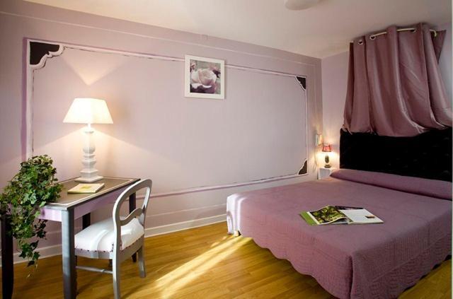 Le Rivalet Hotel Montaigut-le-Blanc  Стая снимка