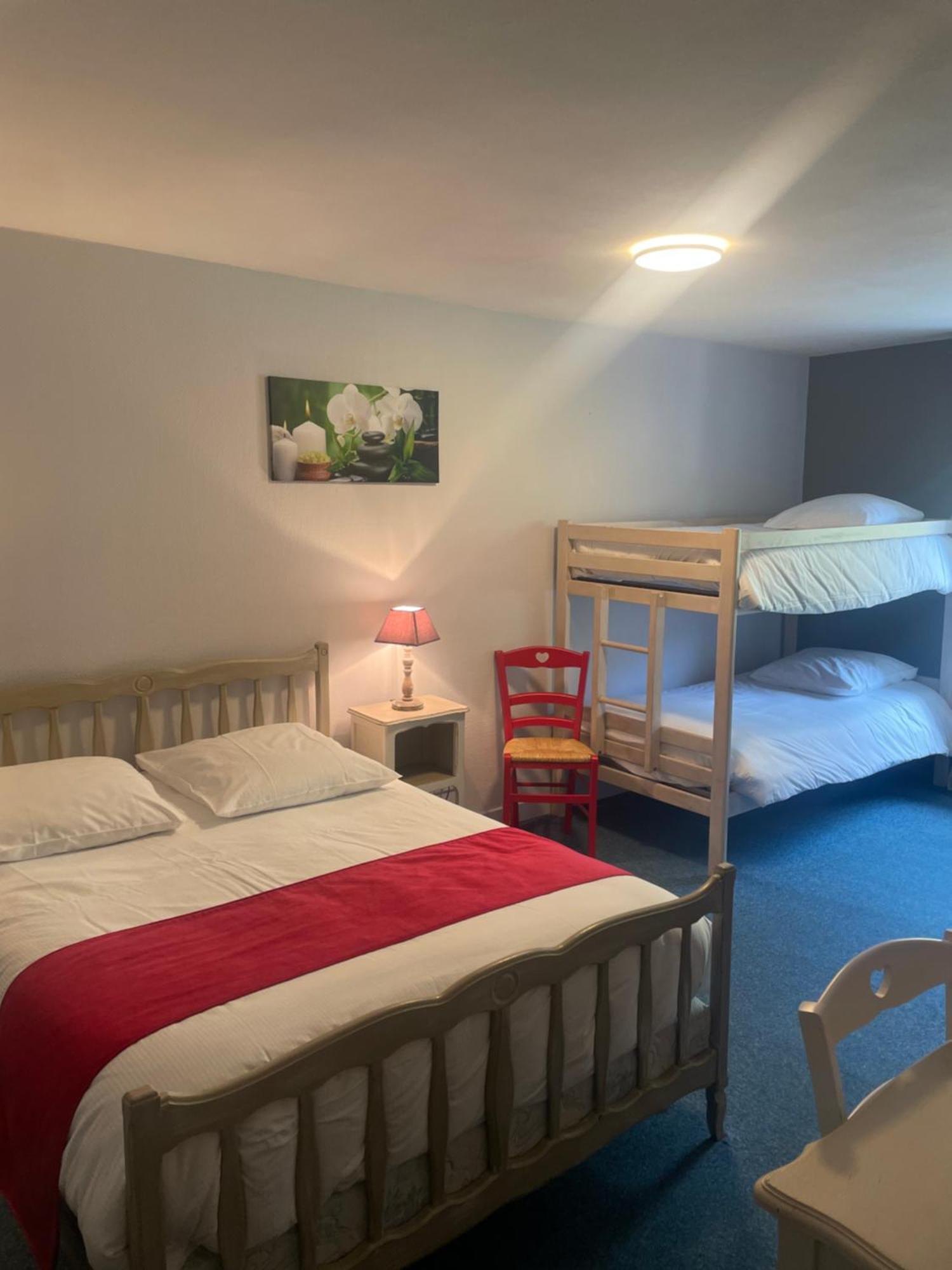 Le Rivalet Hotel Montaigut-le-Blanc  Екстериор снимка